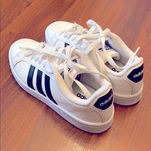 Adidas Grand Court Sneakers